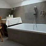 Sonnenschein Apartman *